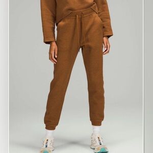 Like new HR really ribbed HR joggers